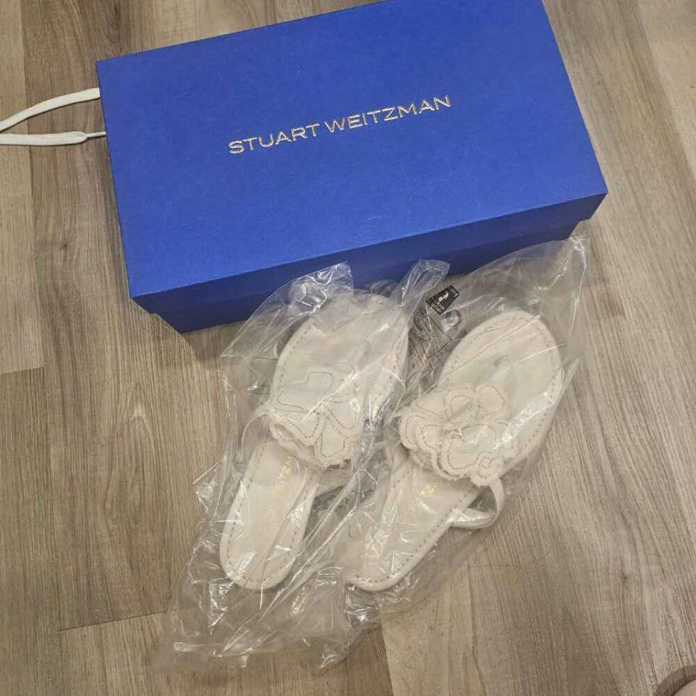 NWT Stuart Weitzman Cream RIO T-STRAP SANDAL Size 5.5 - Picture 6 of 7
